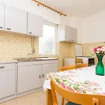 Ester Mit Terrasse By Interhome פונאנט