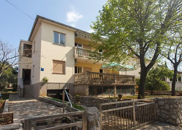 Apartment Ester Mit Terrasse By Interhome