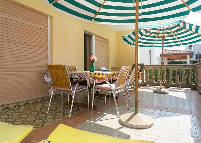 Apartment Ester Mit Terrasse By Interhome Punat