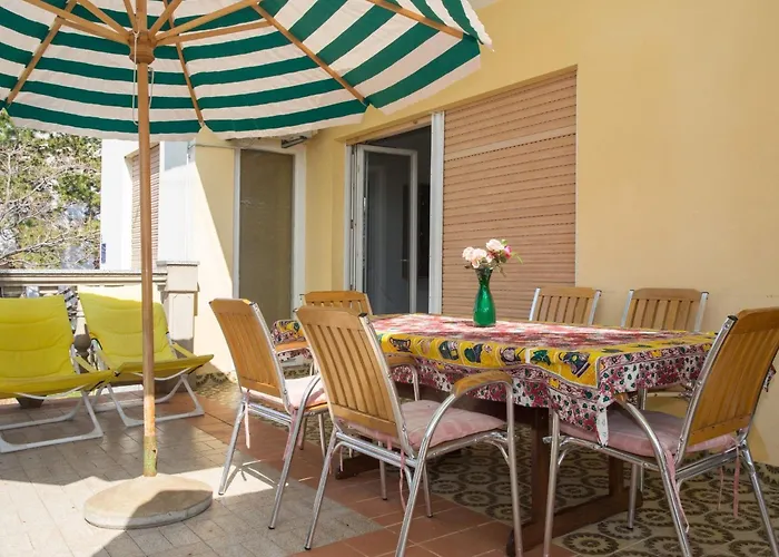 Apartment Ester Mit Terrasse By Interhome *